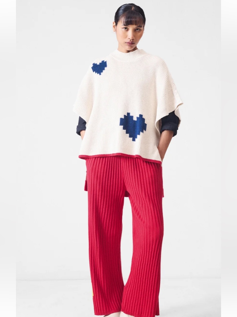 Nicobar High -Low Hem Sweater with Navy Heart Motifs and Red Sz free size